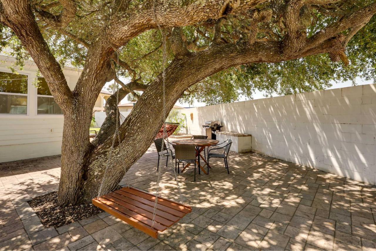 St Augustine With Fire Pit - Walk To Pier! Holiday home